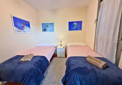 Cama o camas de una habitación en Apartamento Lanuza: Las Margas Golf