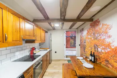 Una cocina o zona de cocina en Acogedora casa rural para conocer Navarra