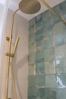 Un baño de Ca l'Eli Loft