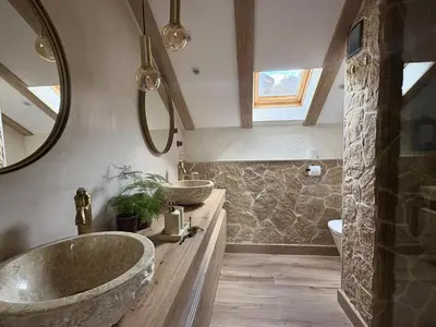 Un baño de Atico de lujo en el Pirineo