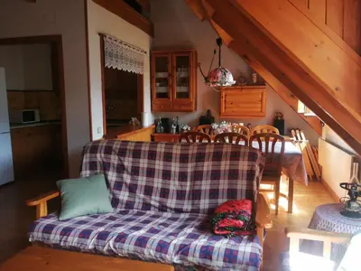 Zona de estar de Apartment Geräumige Maisonette mit Kamin Isard 2 Vall de Boí by Interhome