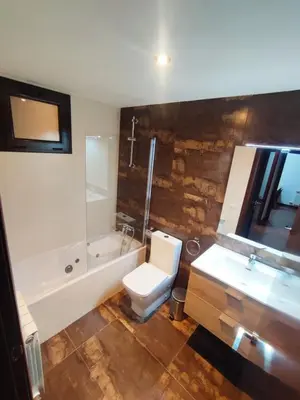 Plano de 3 Bedroom apartment 20 minutes from Lleida - Families & Professionals