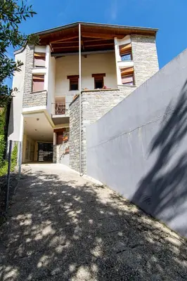 Edificio en el que se encuentra el apartamento