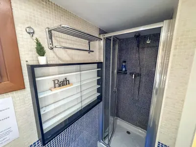 Un baño de Historias del Pilar - Turistea
