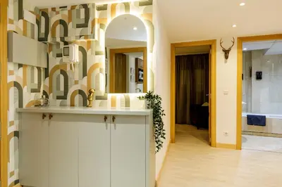 Plano de Apartamento con Parking Gratis al lado del Pilar - Alfonso Suites