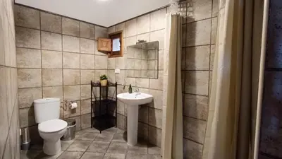 Un baño de Casa Miret de Mur