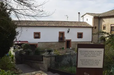 Edificio en el que se encuentra la casa o chalet