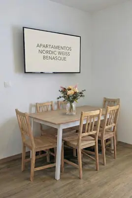 Plano de Apartamento Nordic Weiss - Benasque centro - 5 pax