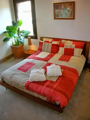 Cama o camas de una habitación en Los Chicos de Lastanosa Hotel y Restaurante