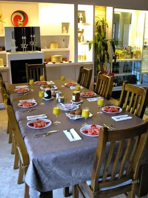 Comida en o cerca of this country house