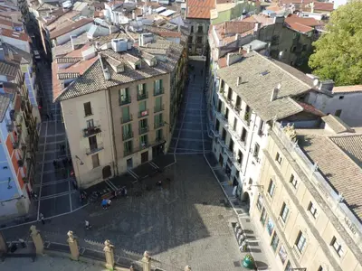 El barrio de los alrededores o un barrio cerca de este albergue