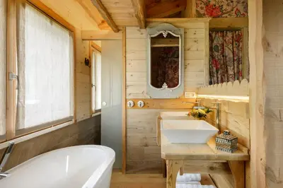 Un baño de Hotel Viñas de Lárrede