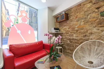 Zona de estar de Albergue de Pamplona-Iruñako