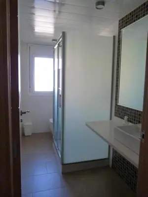 Un baño de Apartamentos Puerta de Ordesa