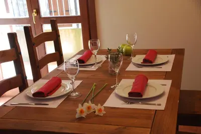 Comida en o cerca de este apartamento