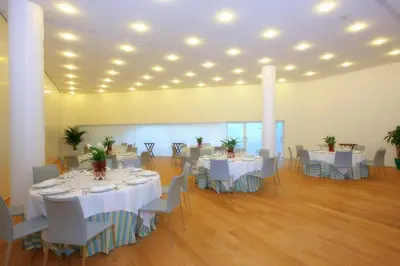 Un restaurante o sitio para comer en Hotel Hiberus