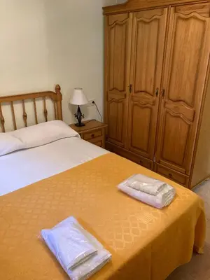 Cama o camas de una habitación en Casa Encuentra, en el Pirineo al lado de Ainsa