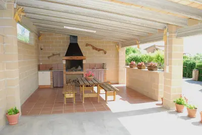 Un patio o zona al aire libre en Cal Serveró