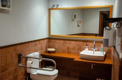 Un baño de Albares