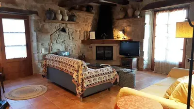 Una televisión o centro de entretenimiento en Casa Templers