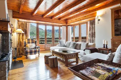 Plano de Gessa Luxury Apartments - parking y guardaski en Vall de Ruda