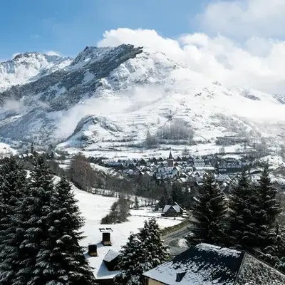 Gessa Luxury Apartments - parking y guardaski en Vall de Ruda