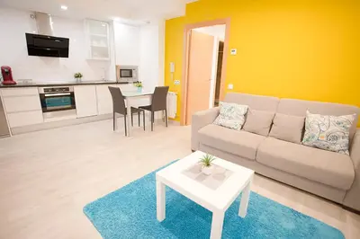 Una cocina o zona de cocina en Apartamentos Amaiur 2