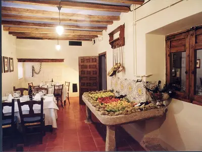 Comida en o cerca de este hotel