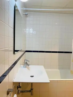 Un baño de Apartamentos Zaragoza Coso