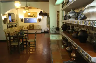 Una cocina o zona de cocina en Hostal del Senglar