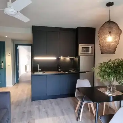 Apartamentos LCR Boutique