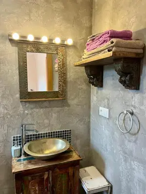 Un baño de B&B Masia Katmandú