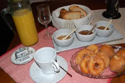 Comida en o cerca de este hostal o pensión