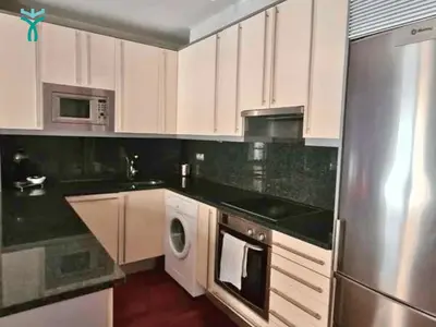 Una cocina o zona de cocina en Dos Torres Retiro Urbano en Alfonso I