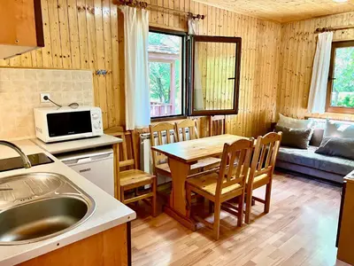 Una cocina o zona de cocina en Camping Valle de Hecho
