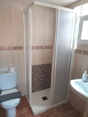 Un baño de La Alcoba de Becquer