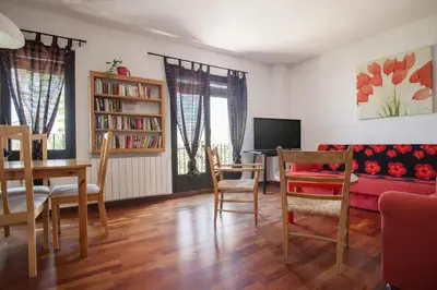 Biblioteca en el apartamento