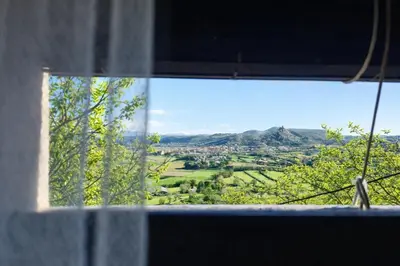 Vista general de una montaña o vista desde el apartamento