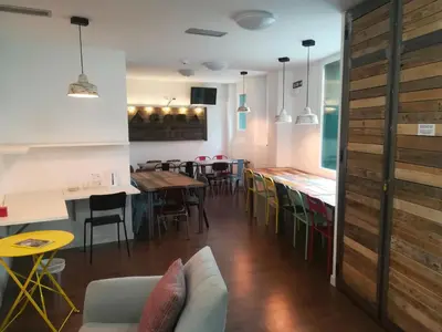 Zona de estar de Agora Hostel
