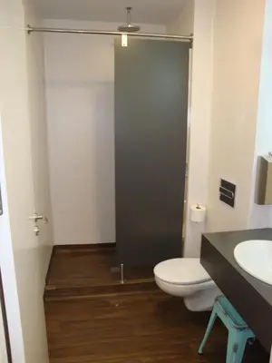 Un baño de Agora Hostel