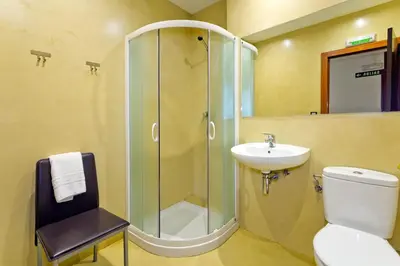 Un baño de Casa OTANO