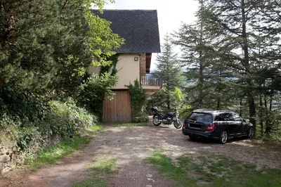 Paisaje cerca of this country house