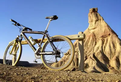 Montar en bicicleta en Atico el Muro o alrededores