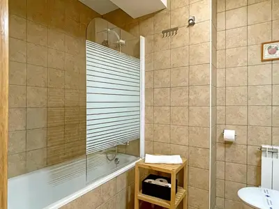 Un baño de Apartamentos Puente La Reina