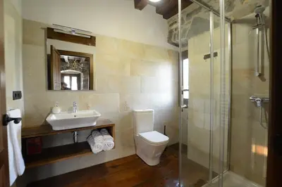 Un baño de Txantxorena
