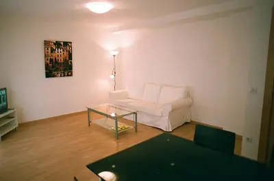 Zona de estar de Apartamentos Auhabitat Zaragoza, edificio de apartamentos turísticos