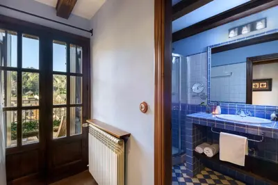 Un baño de Hotel Rural El Mirador de los Pirineos