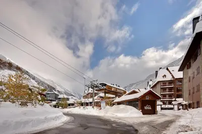 Val de Ruda Luxe 52 by FeelFree Rentals en invierno