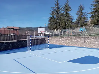 Instalaciones para jugar a tenis o squash en Casa lo Sastre - Jasa o alrededores