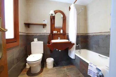 Un baño de Hotel Bujaruelo